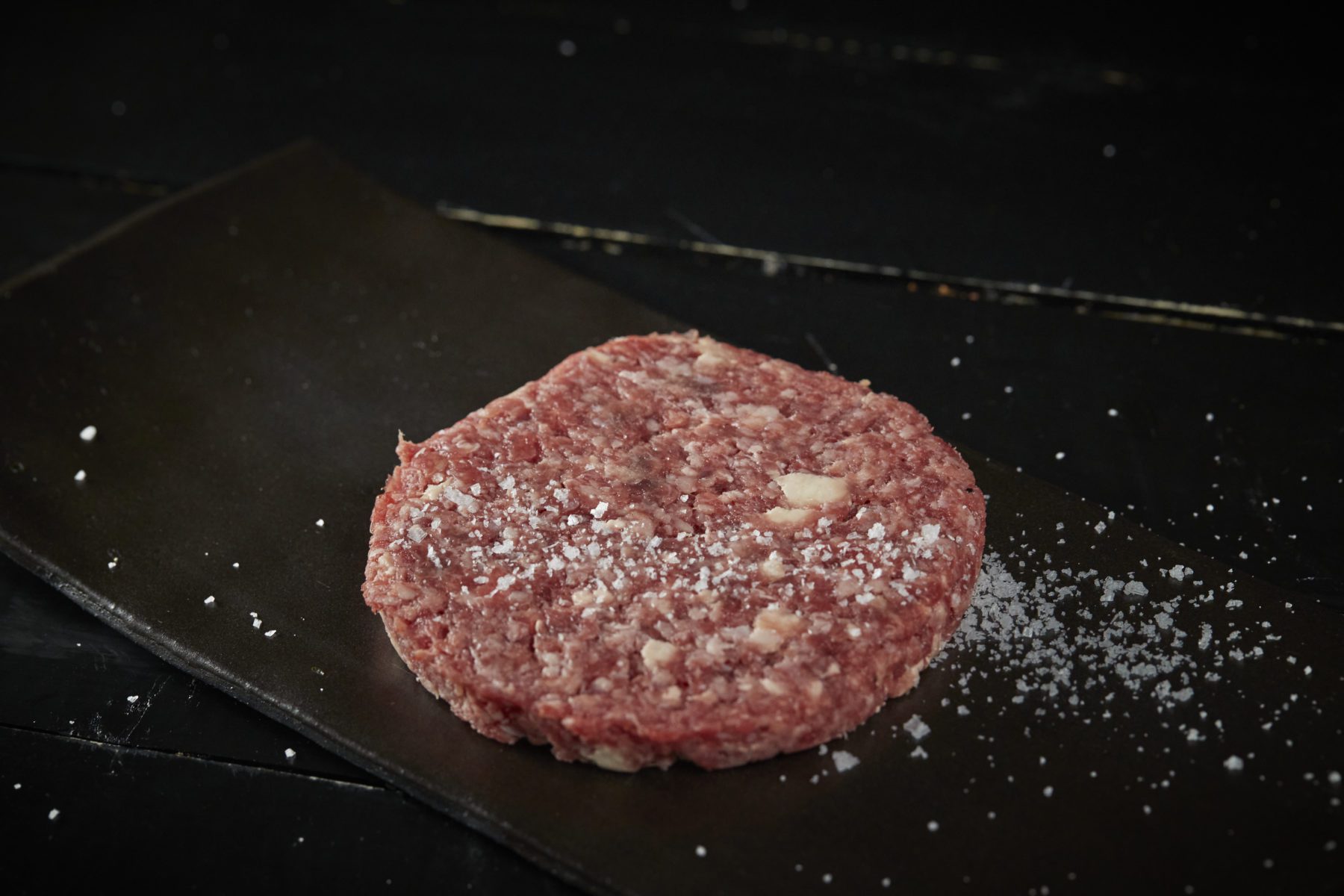 150 gr Piparosta hamborgari með brauði